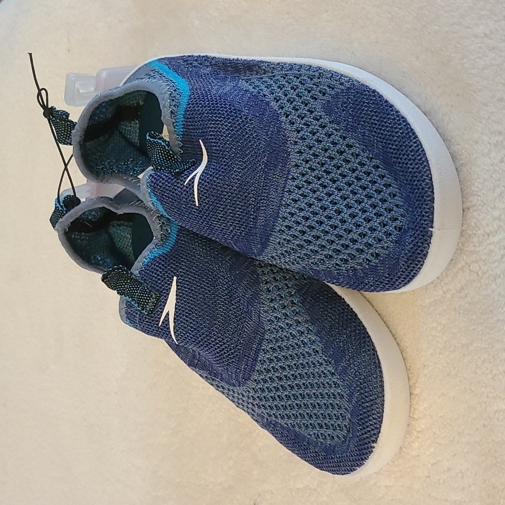 Speedo water shoes